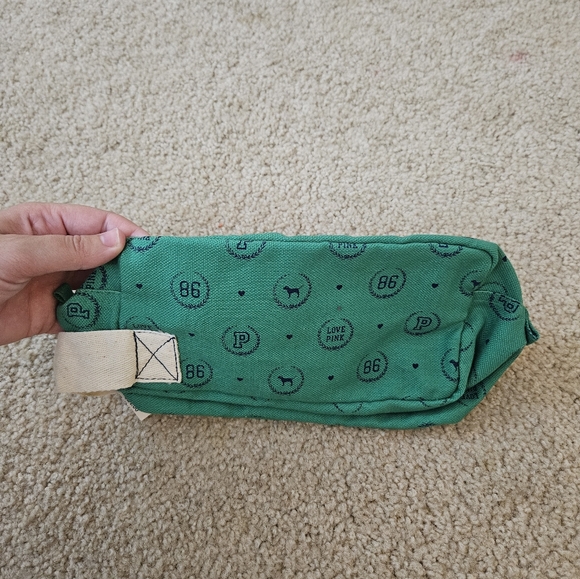 Victoria's Secret PINK Green Zipper Pouch with Logo New with Tags - Picture 10 of 12
